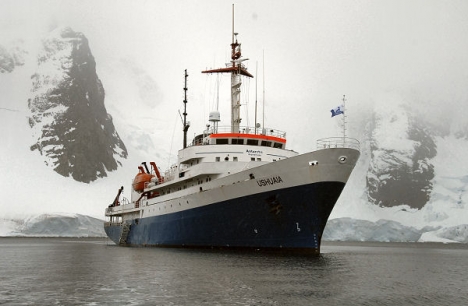 El MV Ushuaia fue desvarado por un buque de la Armada Chilena
