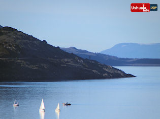 14:10 hs. Regata en la Bahía Ushuaia