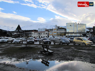 15:52 hs. Reflejo helado en el Paseo Costero de Ushuaia
