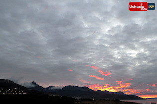 07:36 hs. Trazos del amanecer