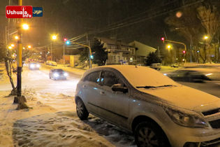 21:35 hs. La noche fueguina bajo la nieve