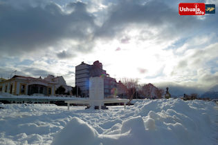 11:04 hs. Nieve abundante