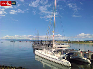 10:40 hs.  Muelle del Club Náutico Ushuaia