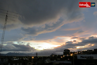 22:13 hs. El fulgor del atardecer fueguino