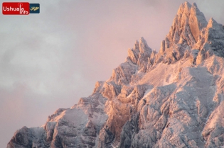 17:18 hs. Cima soleada y majestuosa