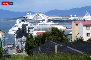 13:34 hs. Cruceros en Ushuaia