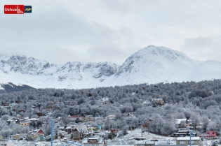 10:03 hs. La nieve vuelve a cubrir la ciudad