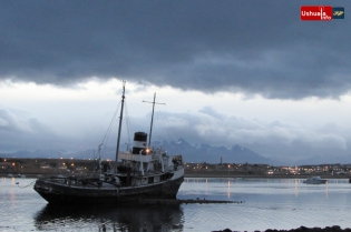 21:25 hs. Tormenta sobre el Saint Christopher