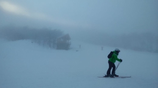12:24 hs. Esquiando entre nubes
