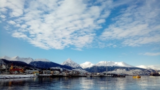 15:30 hs. BahÃ­a Ushuaia