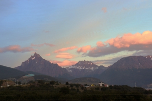 22:00 hs. Â¡SÃ­! son las diez de la noche en Ushuaia