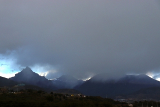 19:23 hs. Tormenta sobre Ushuaia