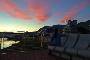 21:36 hs. la magia de los atardeceres fueguinos