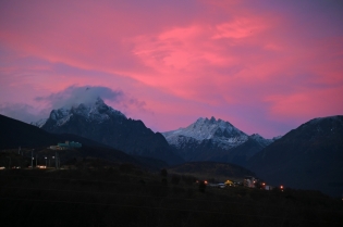 17:52 hs. Intenso atardecer otoñal