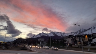 19:52 hs. Concluye el día en el Fin del Mundo