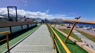 13:03 hs. mediodía de sol radiante en Ushuaia