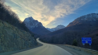 11:18 hs. Ruta escénica Andes Fueguinos Fin del Mundo