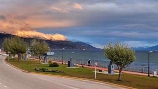 20:30 hs. destellos del sol al caer la tarde