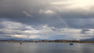14:56 hs. Veleros y arco iris