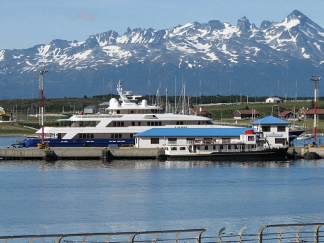 El megayate Laurel llegó a Ushuaia