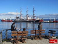 El velero Sedov amarró en el muelle de Ushuaia