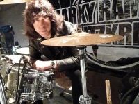 Marky Ramone se presenta esta noche en Ushuaia